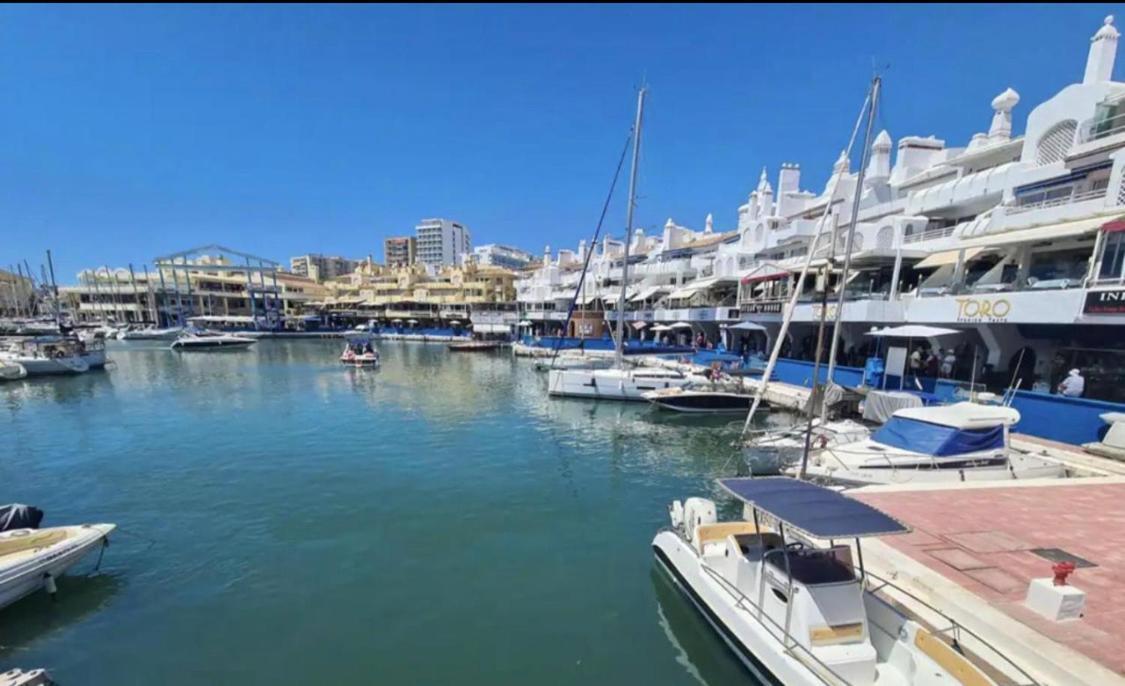 בנאלמדנה Studio With Views Next To Puerto Marina The Green Door מראה חיצוני תמונה